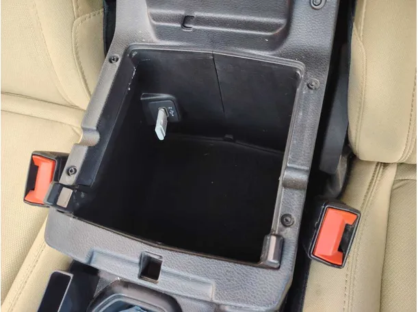 Car image 41