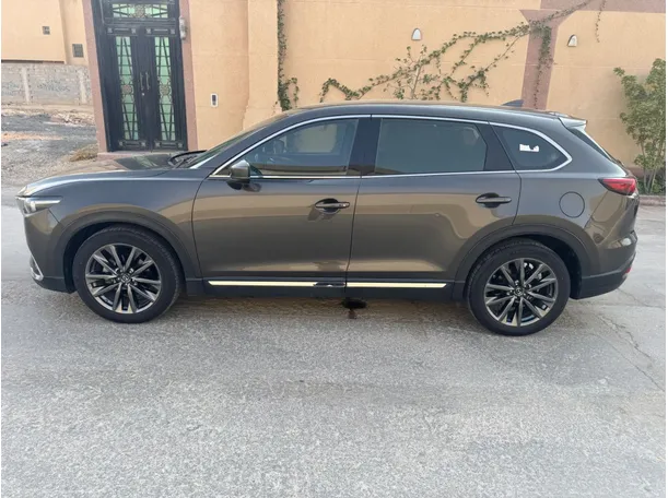 Car image 8