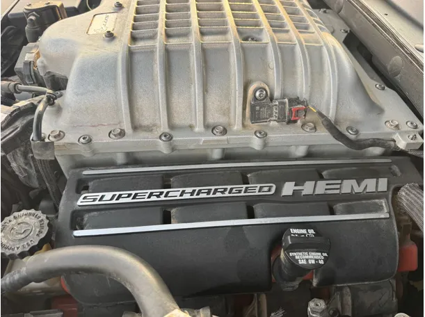 Car image 25
