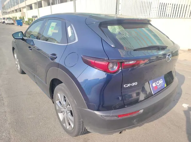 Car image 7