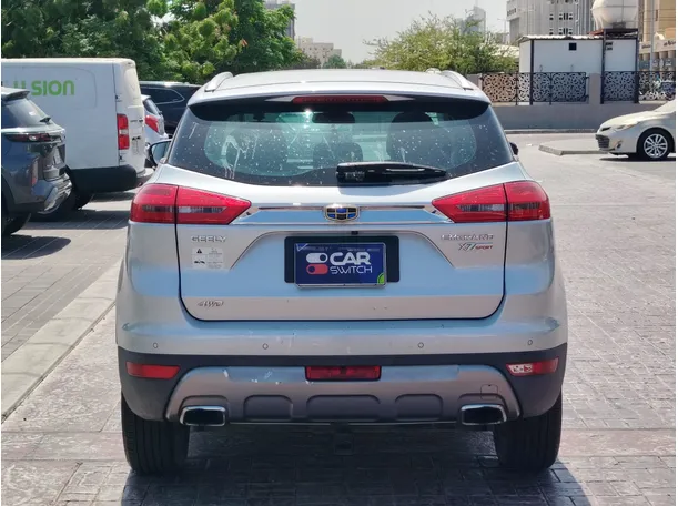 Car image 6