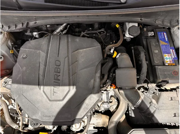 Car image 26