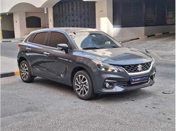 Car image 4