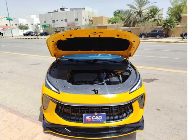 Car image 40