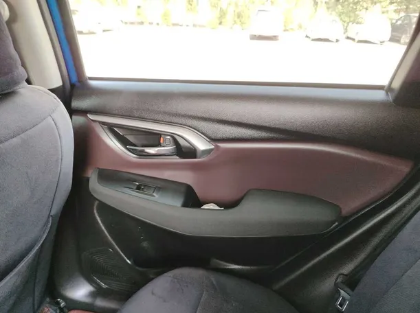 Car image 39