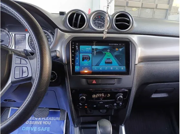 Car image 16