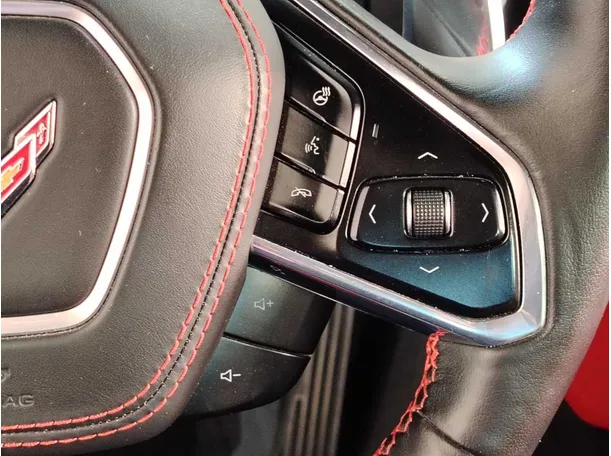 Car image 38