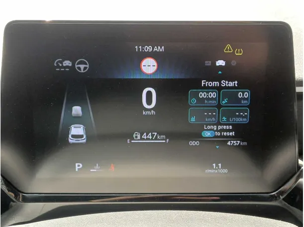 Car image 19