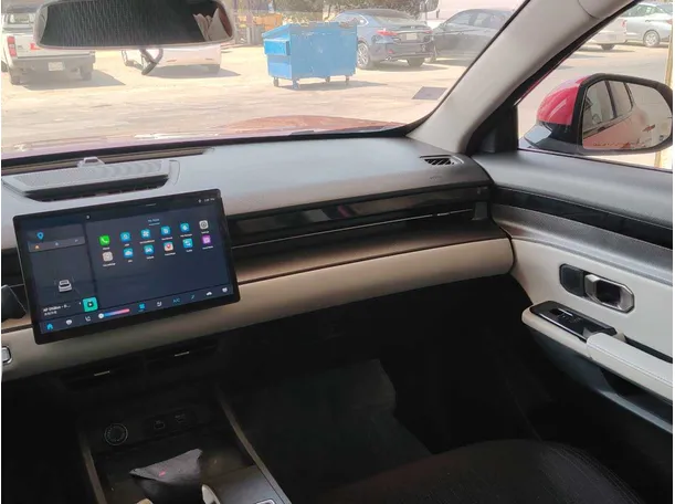 Car image 23