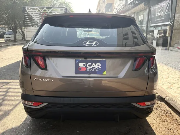 Car image 6