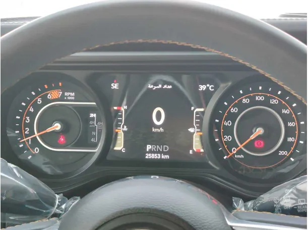 Car image 25
