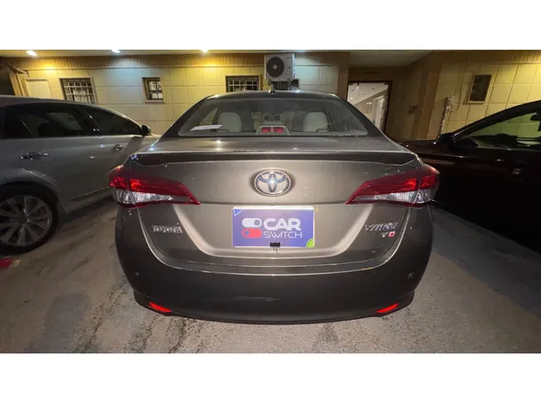 Car image 6