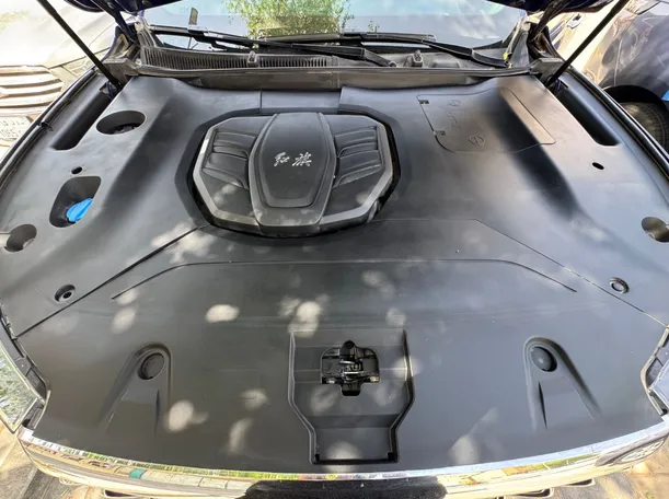 Car image 27