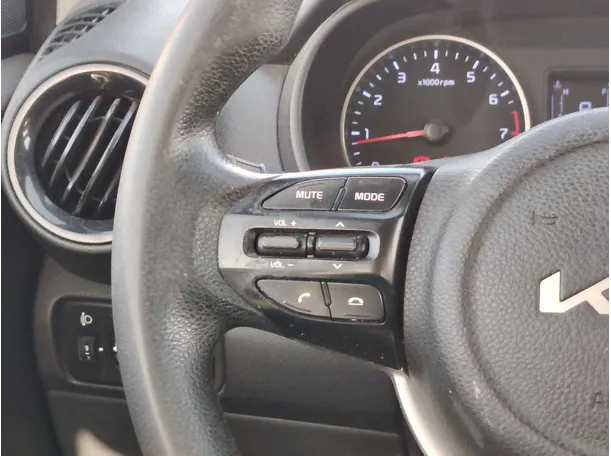 Car image 24