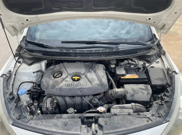 Car image 16