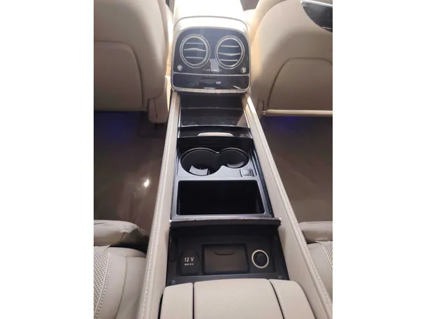 Car image 23
