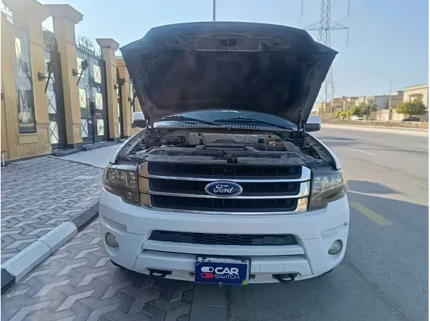 Car image 34