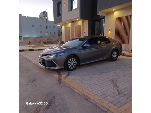 Car image 33