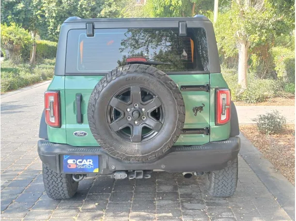 Car image 6