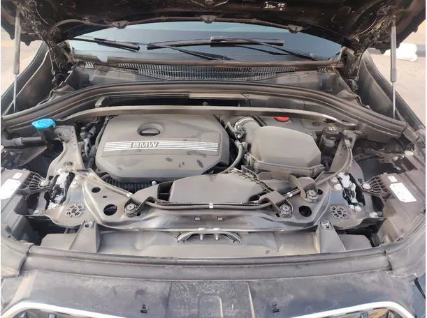 Car image 33