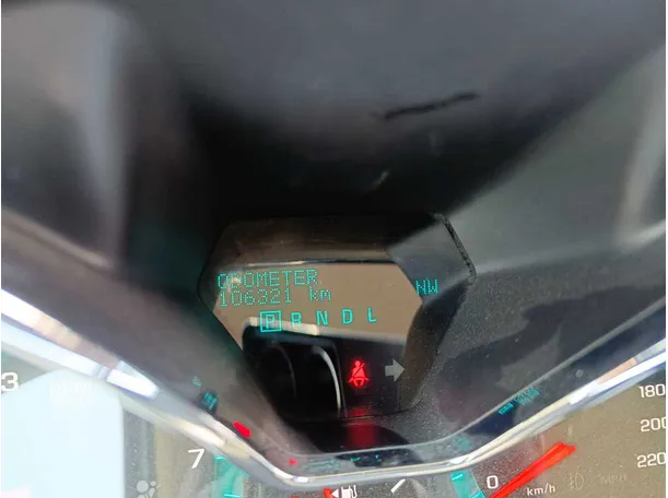 Car image 29