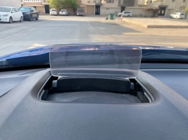Car image 26
