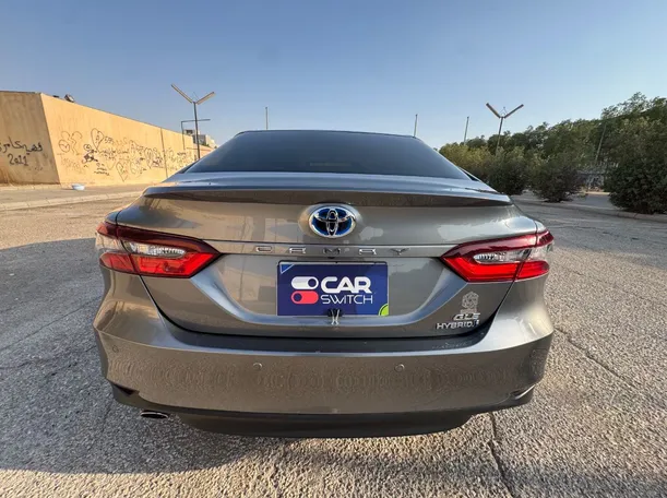 Car image 6