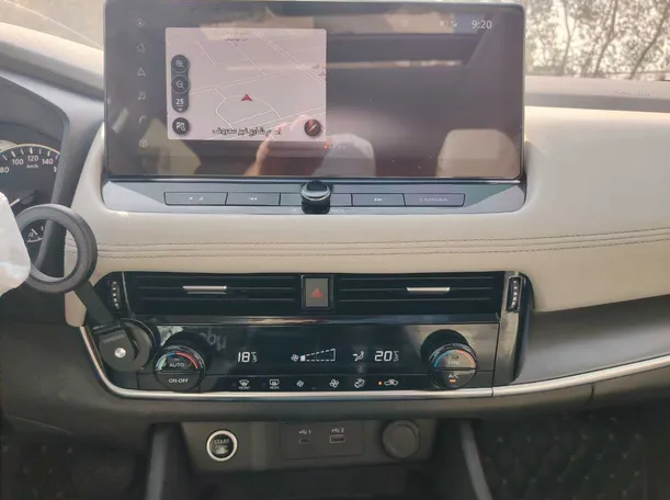 Car image 21