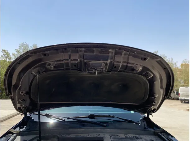 Car image 29
