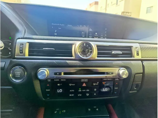 Car image 27