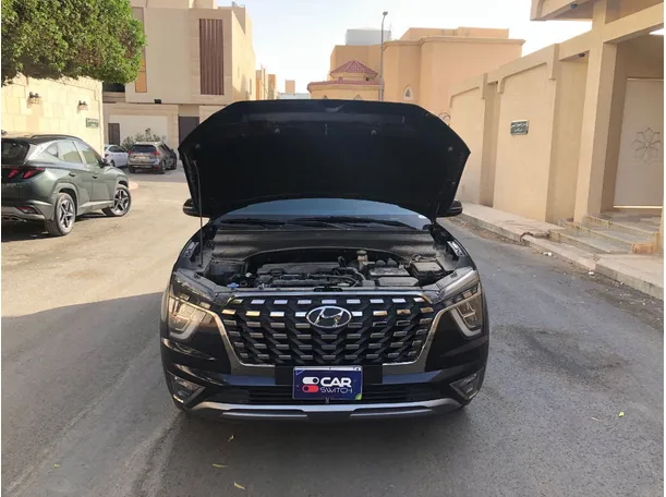 Car image 24