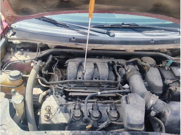 Car image 35
