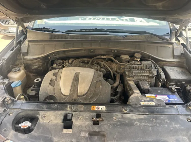 Car image 21