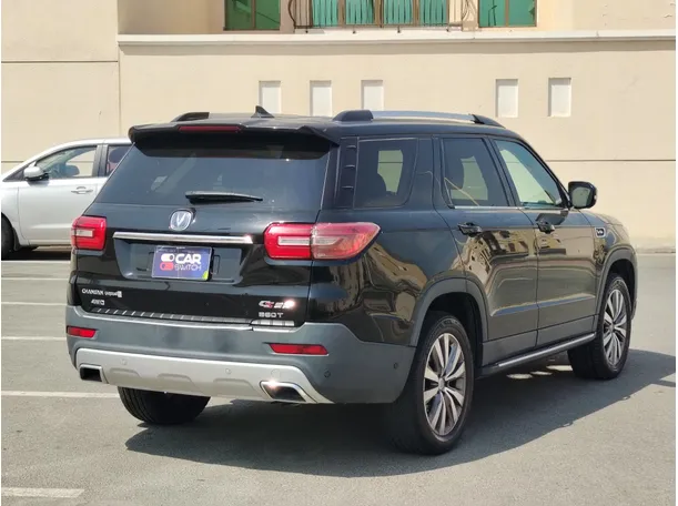 Car image 5