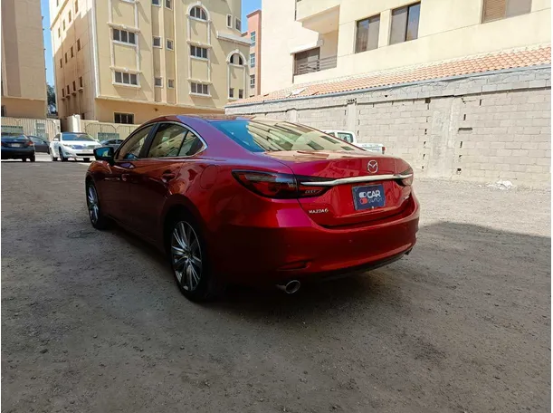 Car image 7