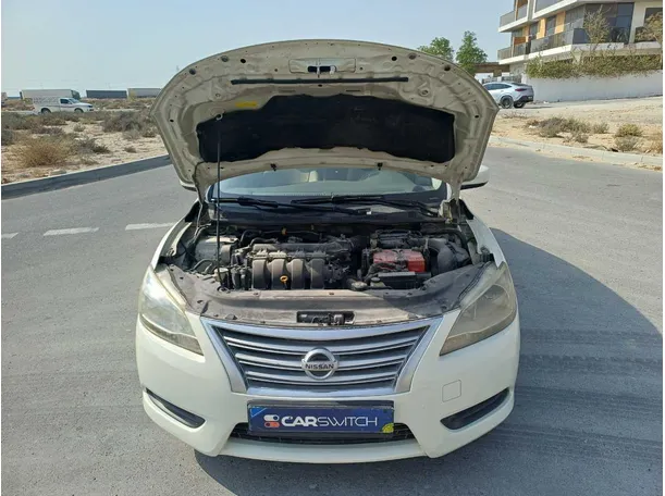 Car image 19