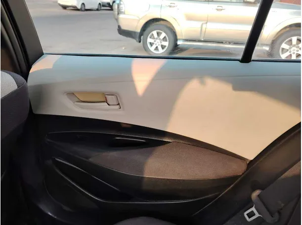 Car image 38