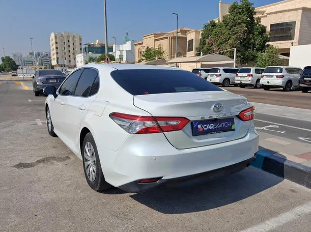 Car image 7