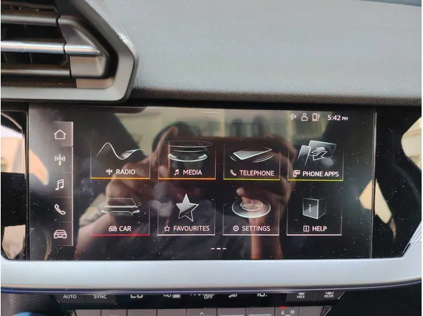 Car image 22