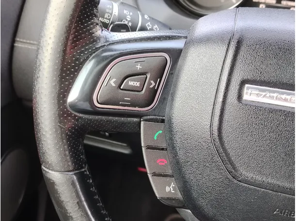 Car image 32