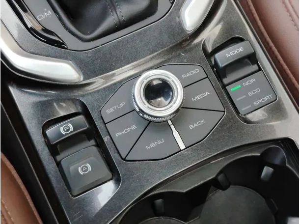 Car image 21