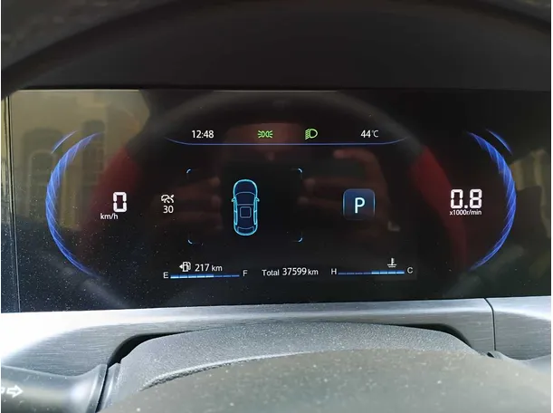 Car image 18