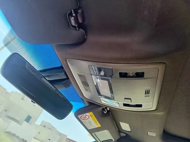 Car image 31