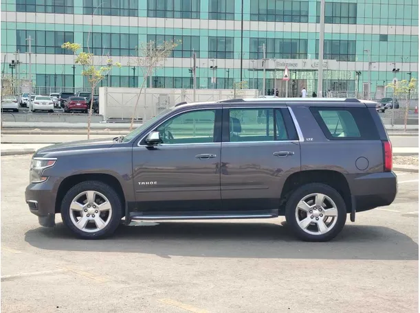 Car image 8