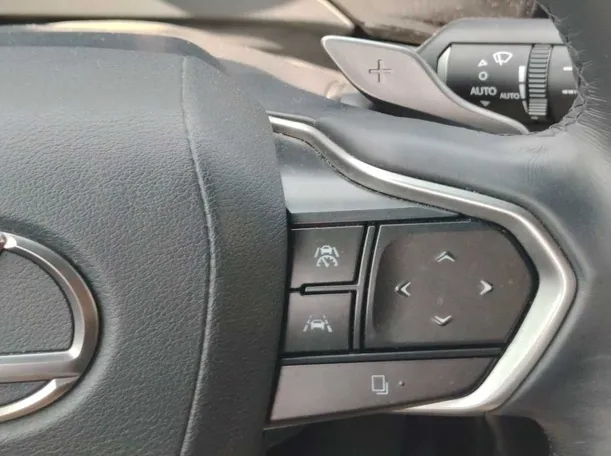 Car image 31
