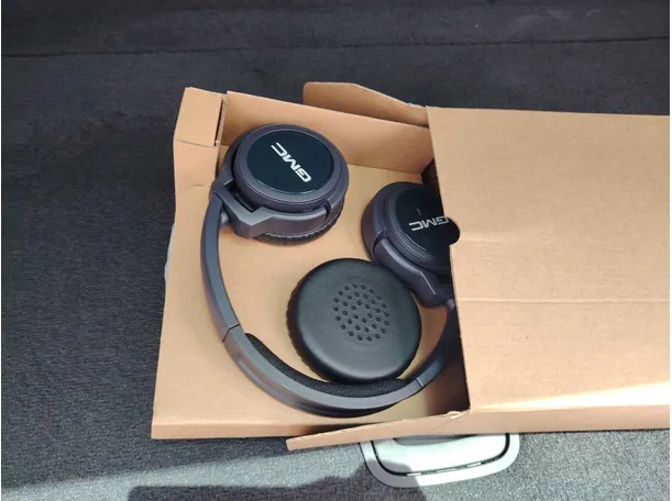 Car image 27