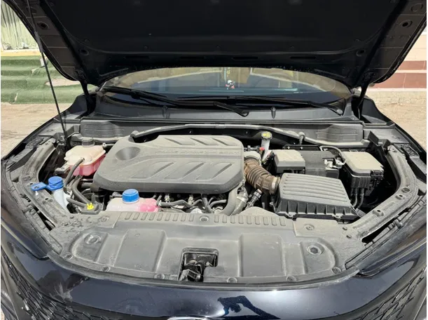 Car image 24