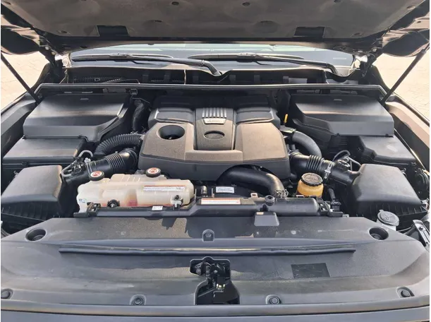Car image 23