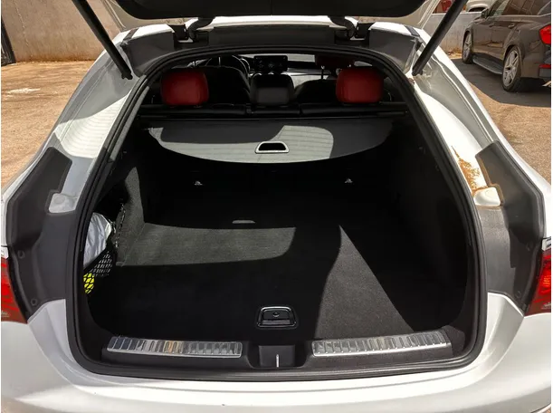 Car image 23