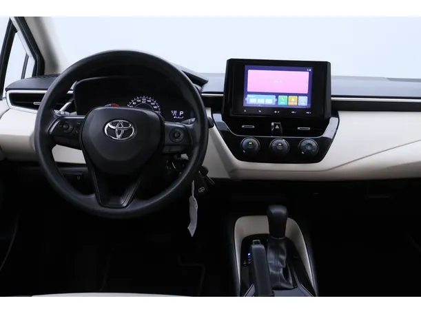 Car image 15